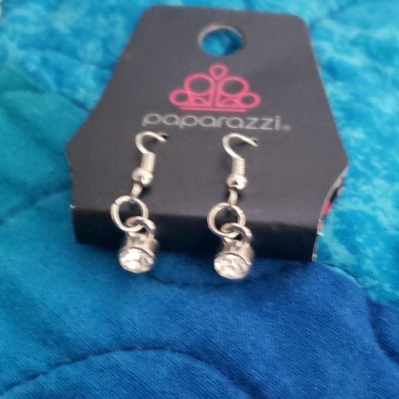 Jewelry - Picture 4 of 4